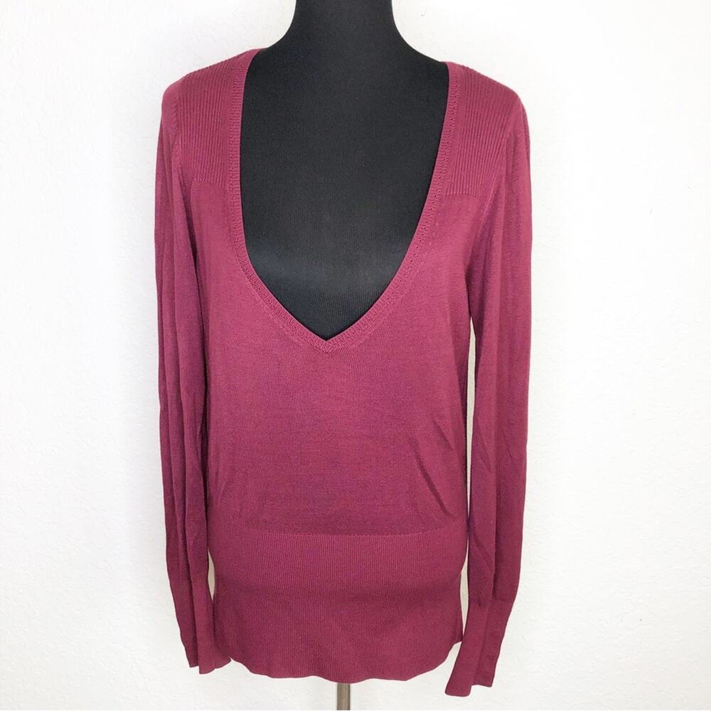 WHBM maroon wine deep v neckline sweater size Large
